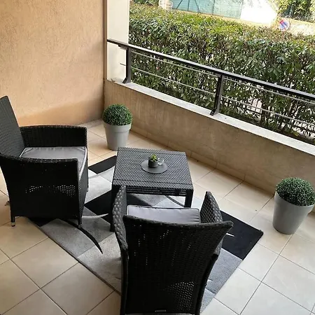 Centre Modern Terrasse Piscine Parking Apartment Cannes
